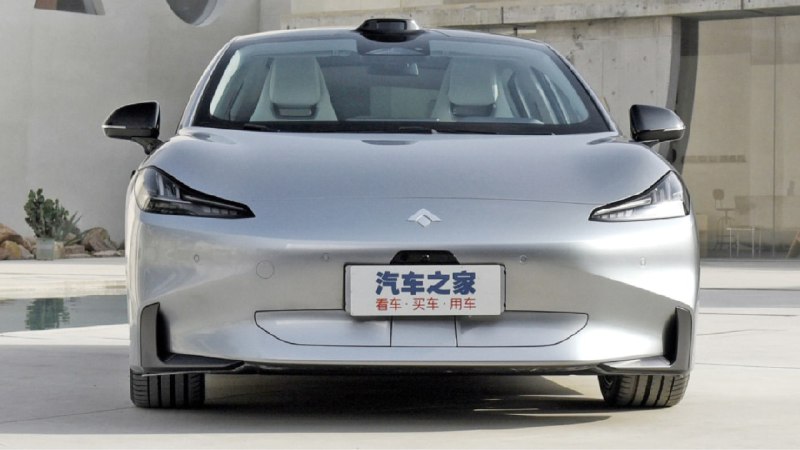 FYI: This is the Chinese made GAC Haobo GT, not the Model 3. Deliveries started in early July for the Haobo.配图