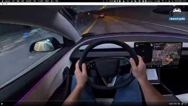 在外网看到的一小段新款 Model 3 驾驶视频。配图