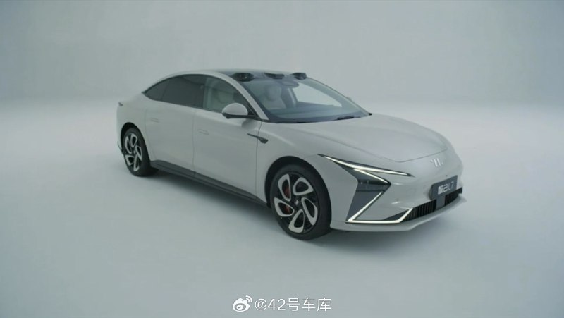 全新智己 L7 来了配图