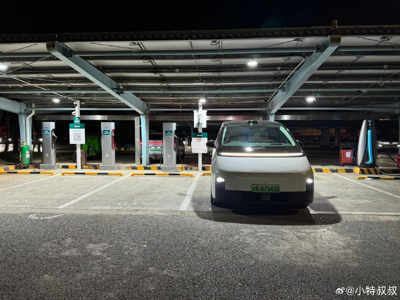 跑着来回、差不多刚好6分钟[允悲]查看图片配图