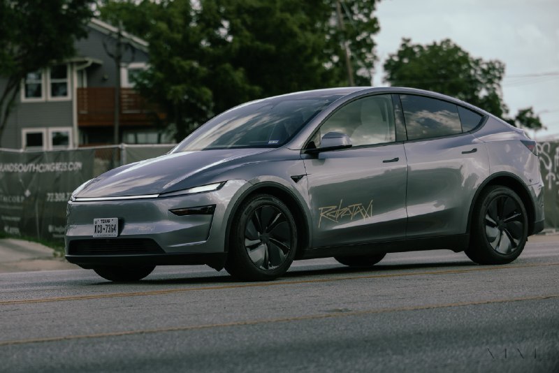 特斯拉在亚利桑那州提交Robotaxi专属超充站建设计划配图