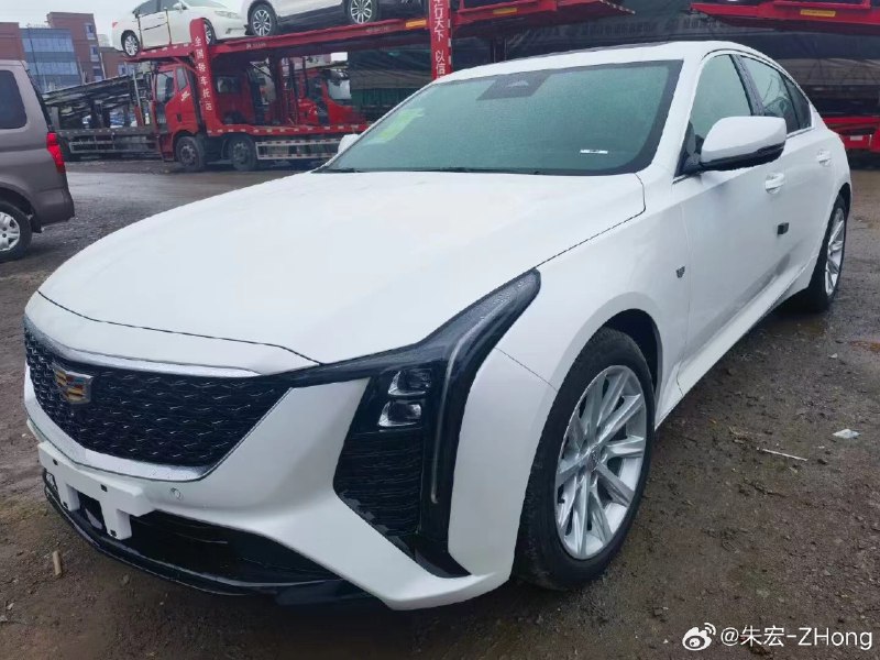 CT5 22 万落地，同级别去买纯电已经可以买到小米入门的 SU7 和中配的极氪 007 了，一个是老牌豪华，一个是新能源的标杆车型，怎么选呢？#新能源汽车##42how#配图