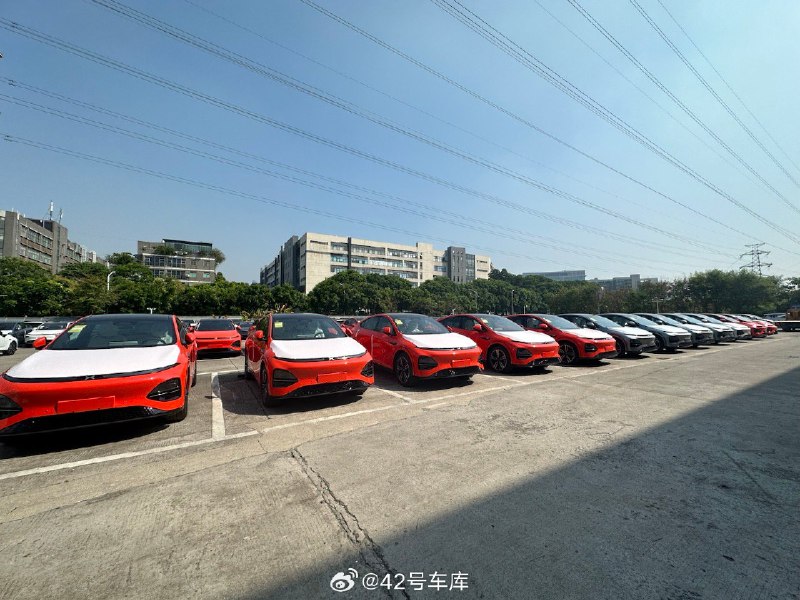 小鹏 G6 已经开启规模交付了。配图