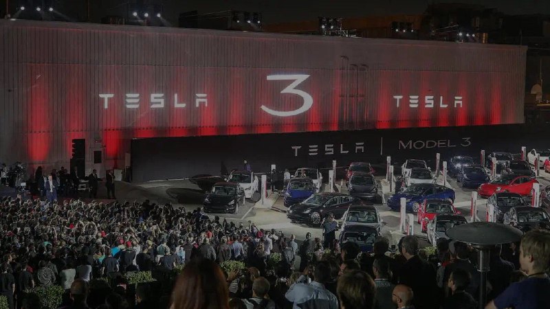 //@Grace陶琳-Tesla:Model 3 已经8岁啦！ 经典的车型经得起时间的考验。 加上持续的软硬件焕新提升，今天的Model 3是当之无愧的行业标杆。配图