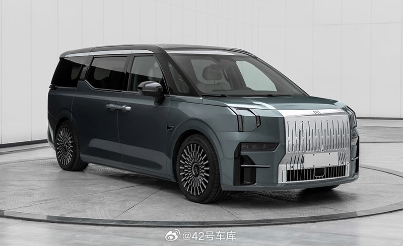 新版极氪 009 登录了工信部。配图