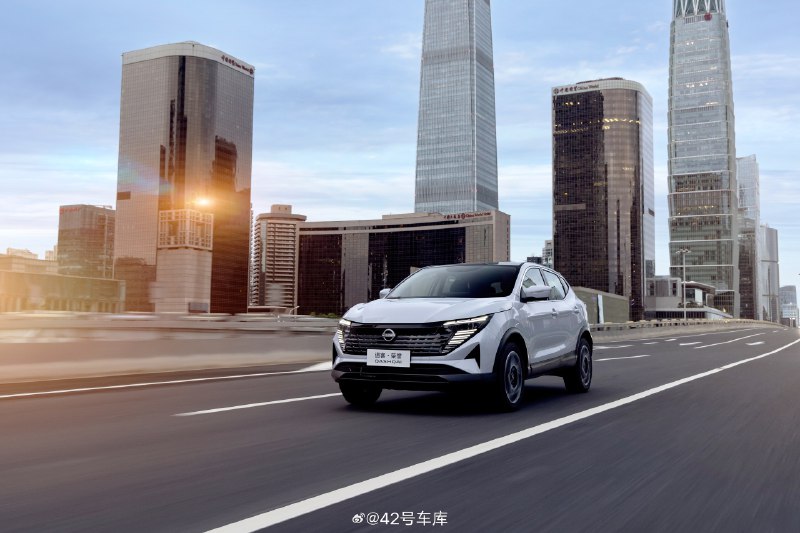 「998」的紧凑级 SUV 来了，日产逍客·荣誉今天正式上市，限时一口价 9.98 万。配图