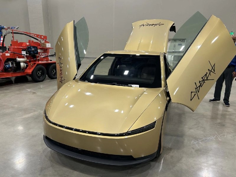 文章梳理 Cybercab 与消费级特斯拉的内部控制设计差异配图