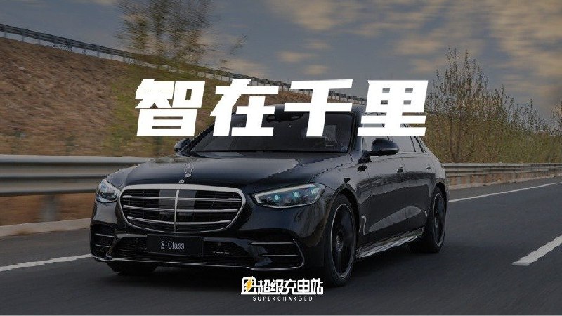 当 8848 沦为笑柄威图销声匿迹，当豪华手机就是镶钻纯金外壳的 iPhone 时，我们不禁思考一个问题，智能化能不能豪华。配图