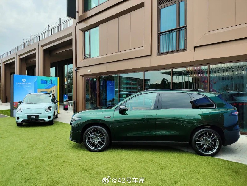 零跑 C10 和 T03 在欧洲上市。配图