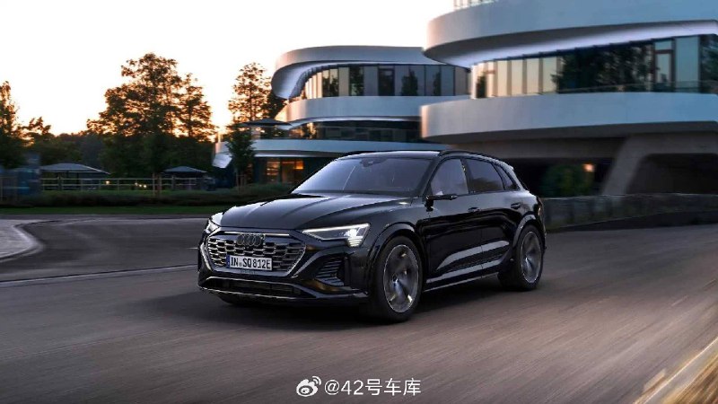 2024 款奥迪 SQ8 e-tron 海外上市。配图