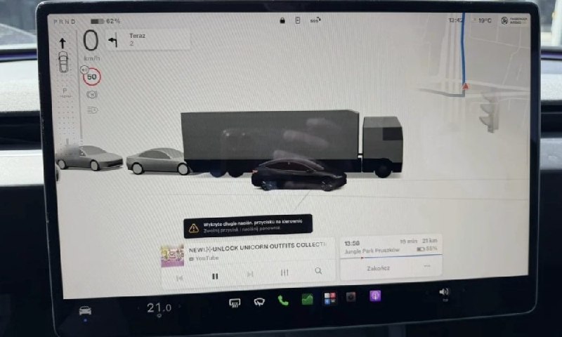 Teslarati：特斯拉FSD可视化加入欧洲卡车设计配图