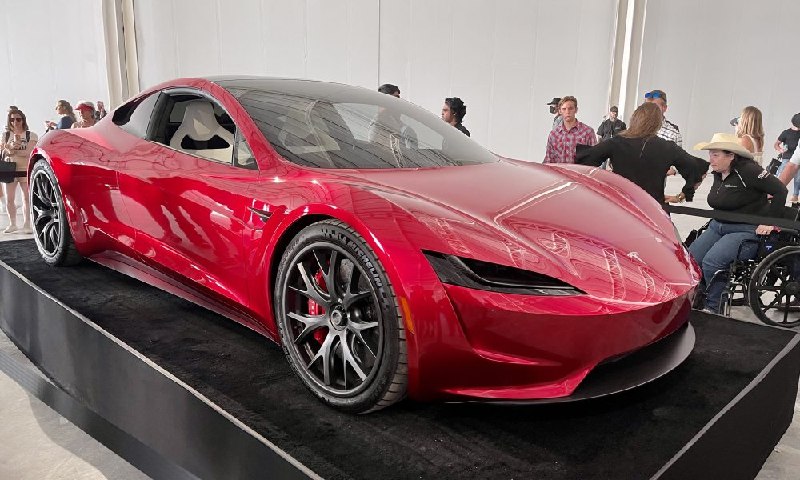 特斯拉为 Roadster 提交新商标申请配图