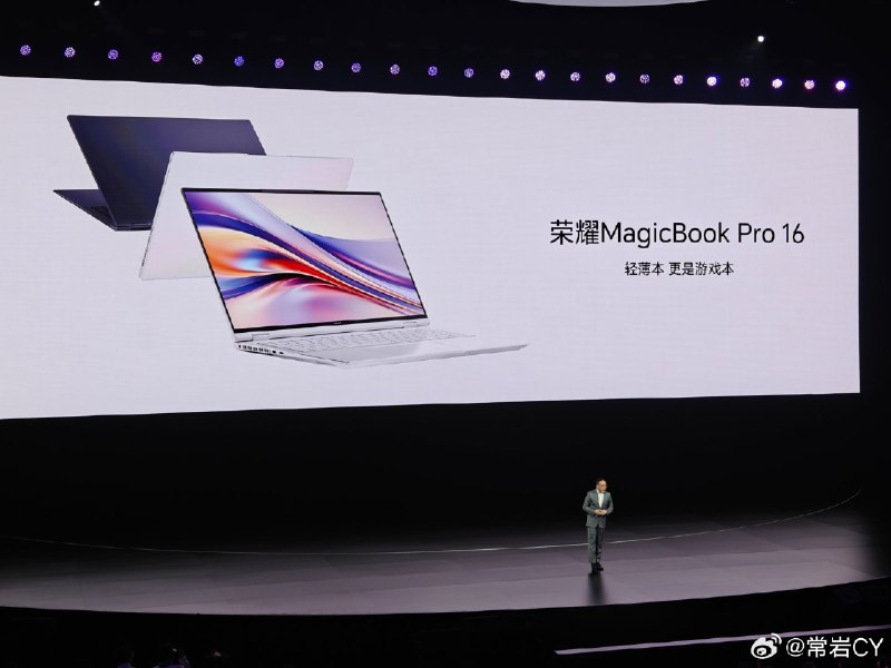 在 intel 酷睿 Ultra 的带领下，行业在今年都进入了谈 AI PC 的时代。配图