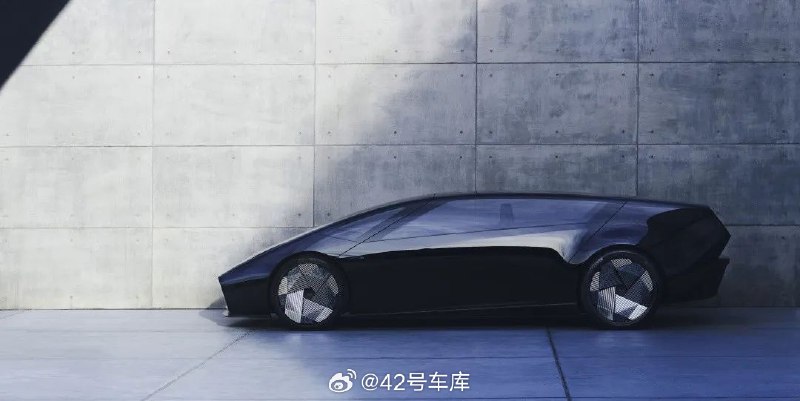 本田推出全新「Honda 0」系列纯电动概念车。配图