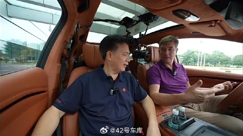 2024 年 9 月 24 日,昊铂发布了其最新的智能驾驶系统 NDA 3.0,将在 9 月 30 日上线。配图