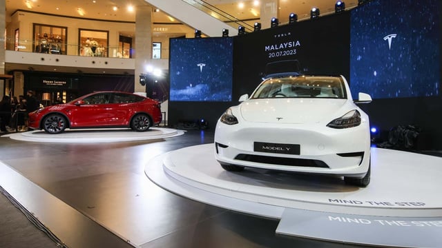 Malaysian Fans Welcome Tesla's Official Launch in the Country | Tesla intends to launch its brand all over the globe, and Malaysia just happens to be the next hot spot.配图