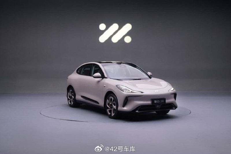 智己汽车公布了 8 月份的销量表现。配图