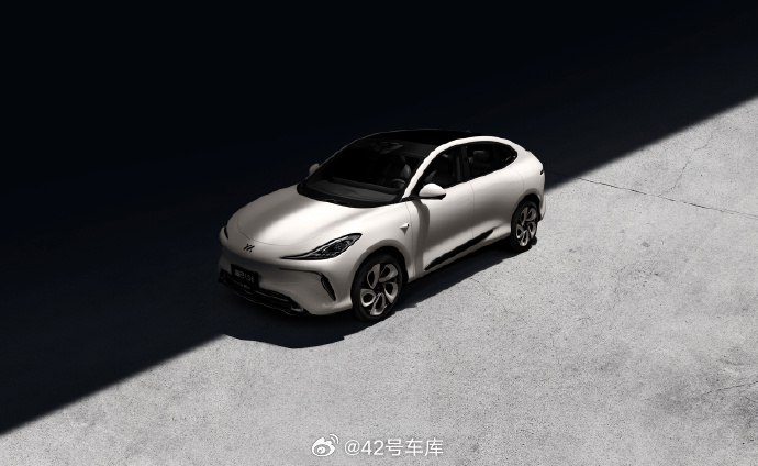 智己 LS6 新图发布，将在成都车展正式亮相。配图