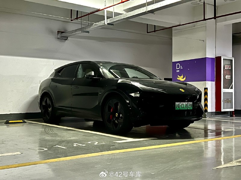 前两天同事跟大家分享了一下路特斯 ELETRE 的静态体验，今天我出去开了一段时间，简单跟大家分享一下试驾体验，只针对开放道路，所以部分的体验可能比较片面。配图