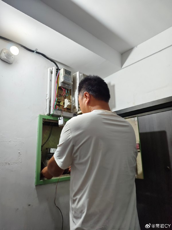 老天爷如果把给我编排故事的时间省下来，也许我们俩都能过得轻松点[doge]配图