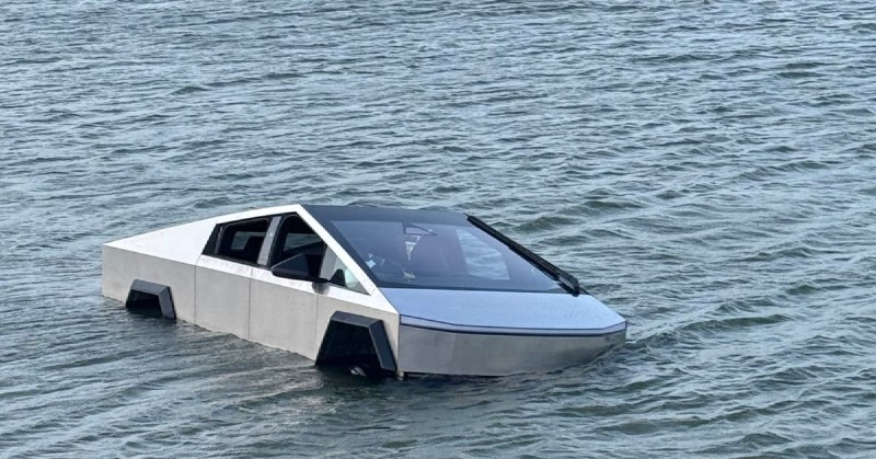 Electrek：Cybertruck车主开进湖中测试涉水模式后被逮捕配图